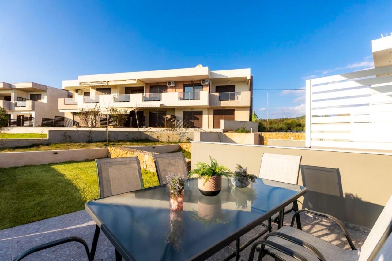 Twinstars Superior Apartment Геракини Экстерьер фото